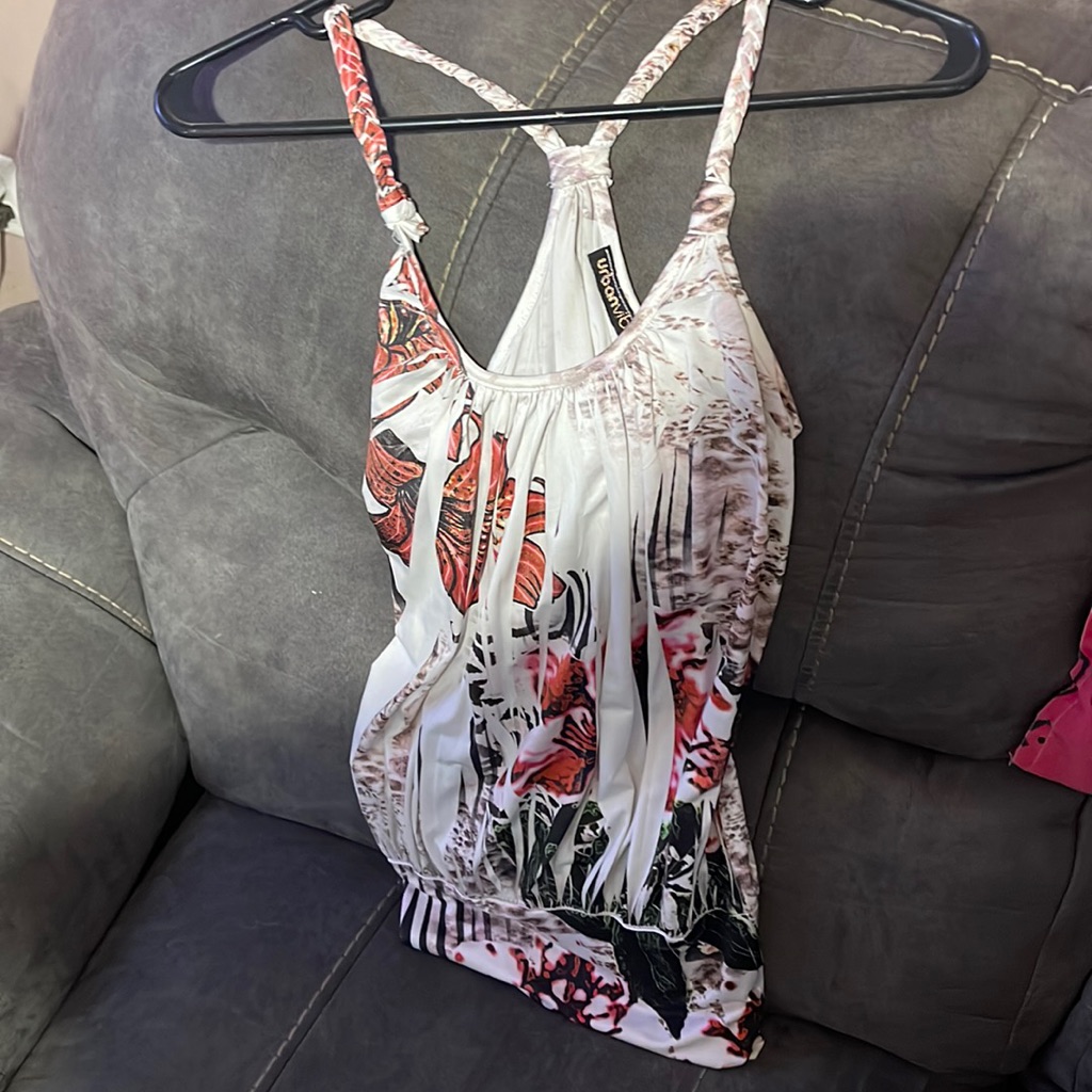 Size Small Top